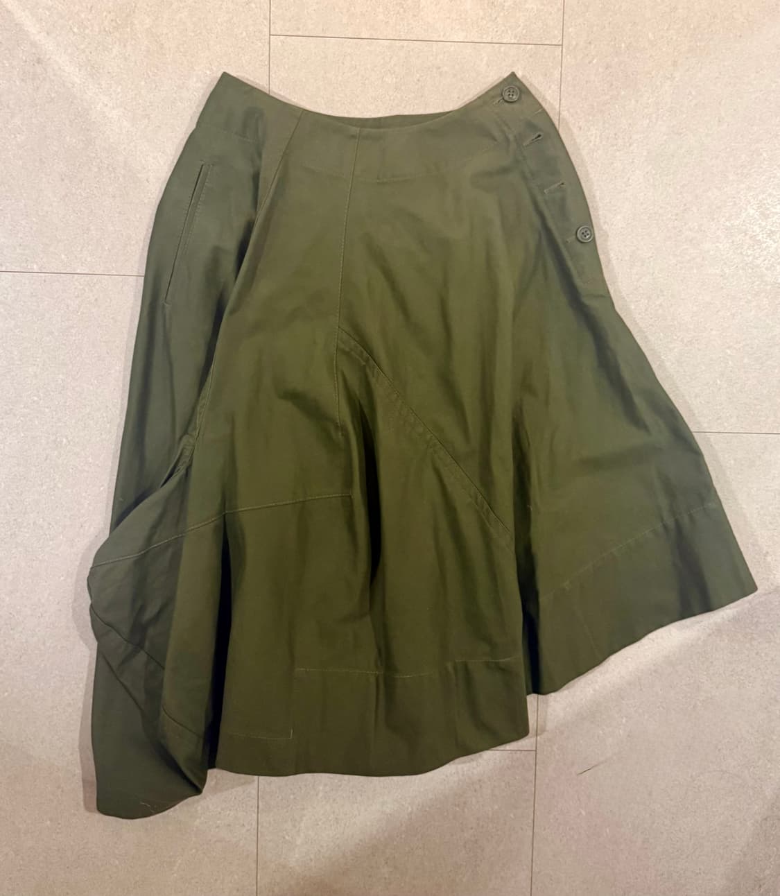 꼼데가르송 비대칭 스커트 상품이미지1