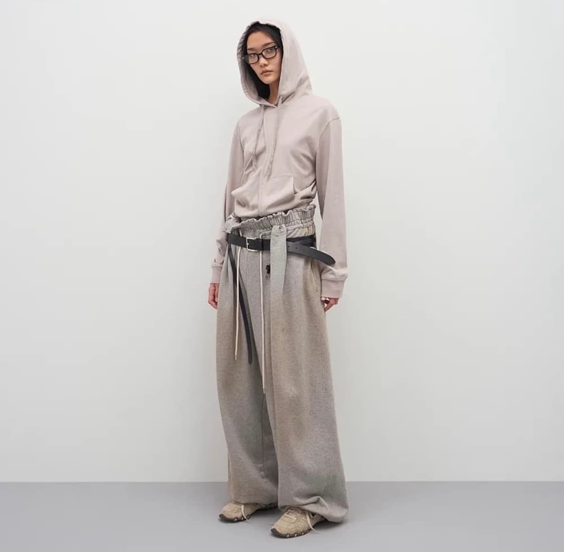 LCDC 스프레이 워시드 플리츠 디테일 트라우저 상품이미지3