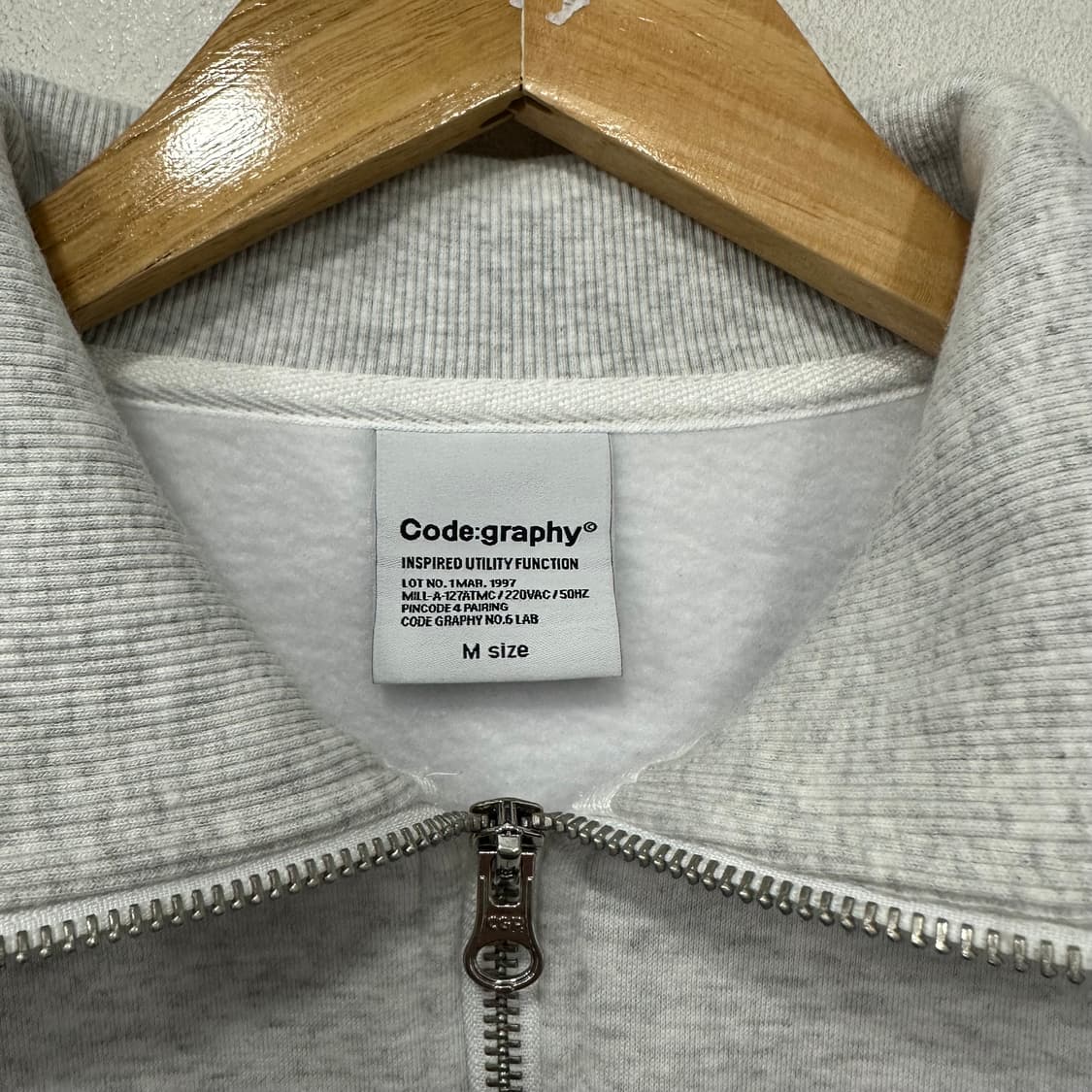코드그라피 반집업 기모 맨투맨 상품이미지3