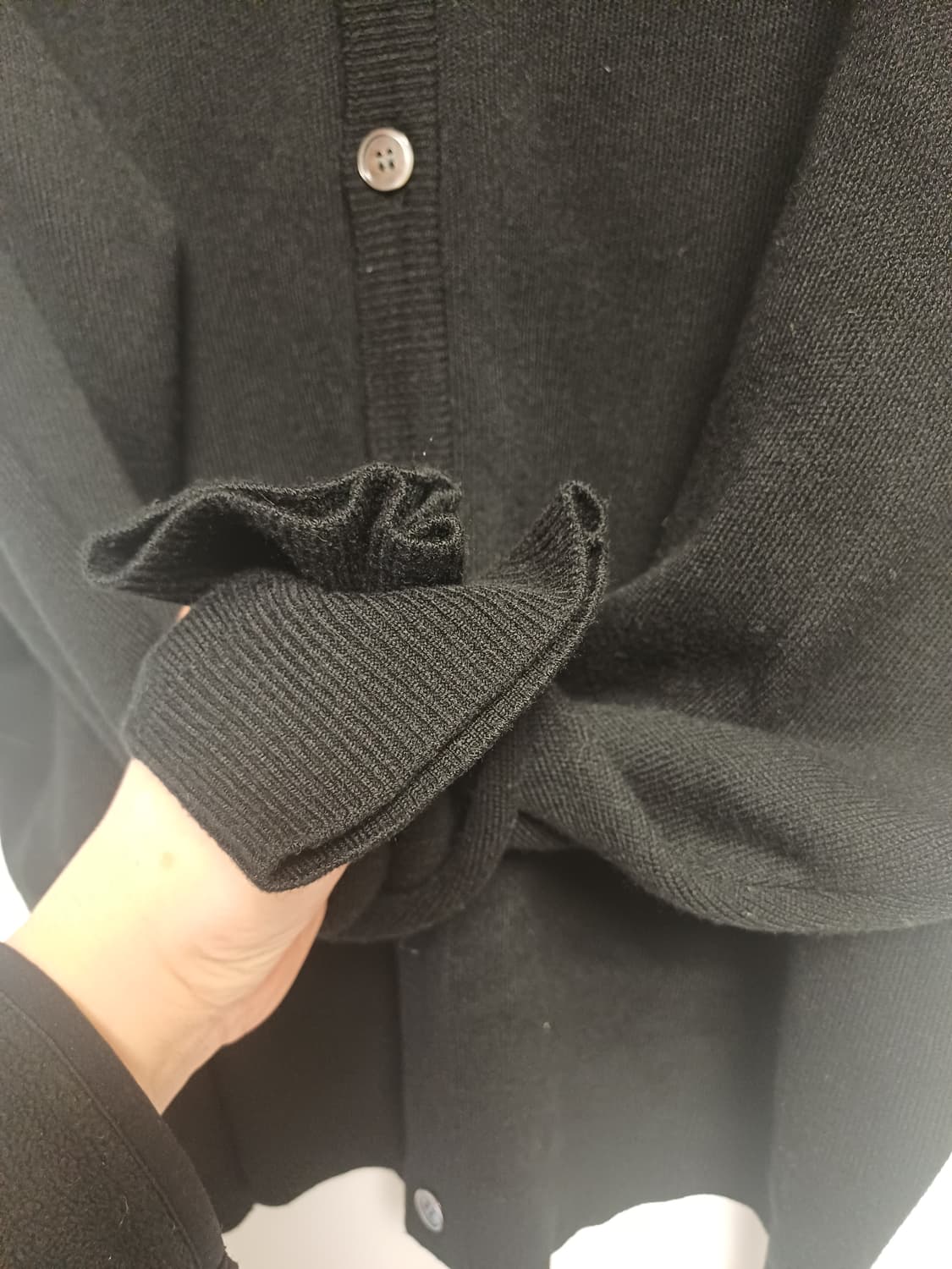 드로우핏 캐시나일론 블렌드 세미오버 가디건 (블랙) 상품이미지6