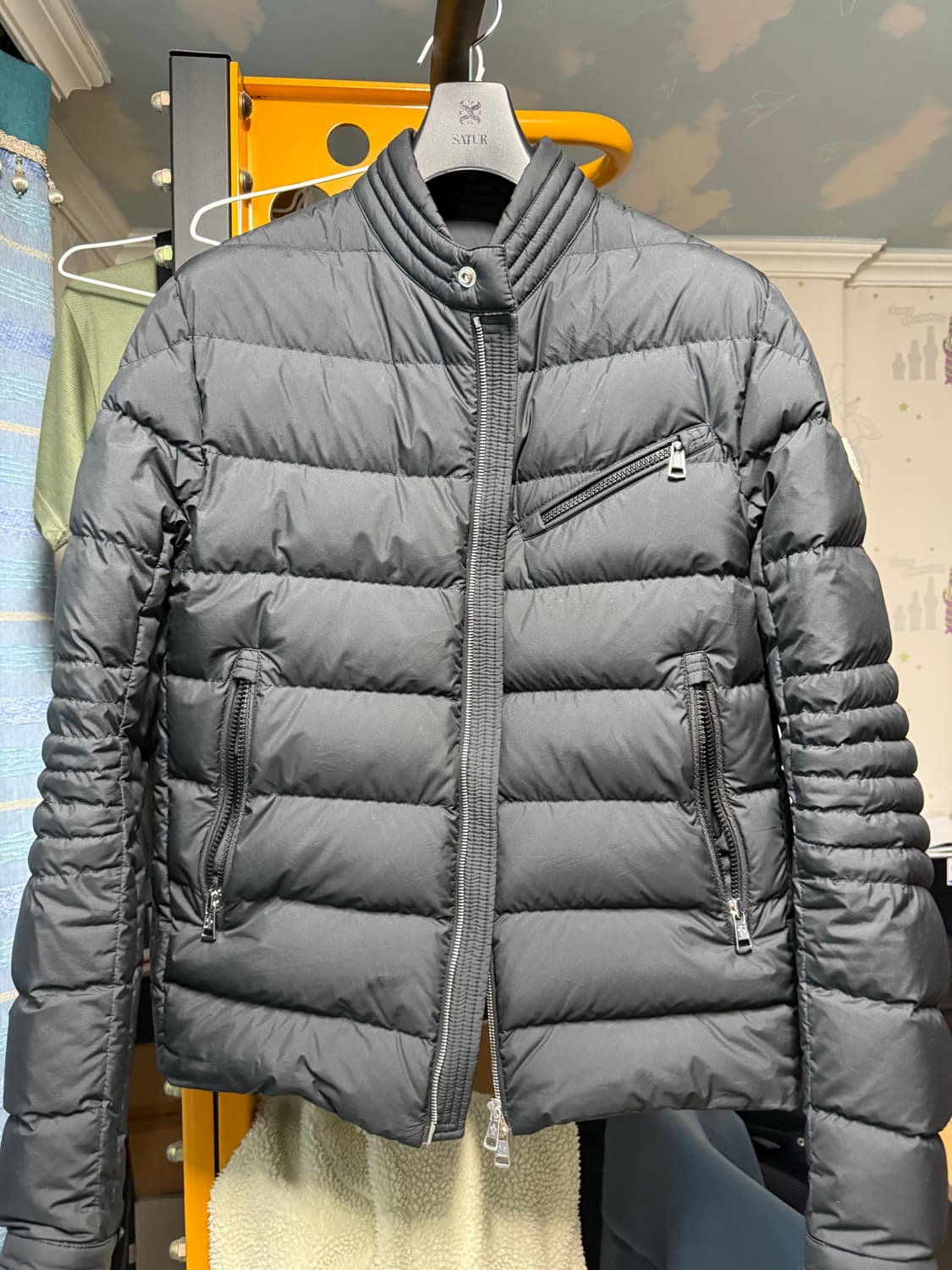 몽클레어 수이레 바이커 패딩 상품이미지2