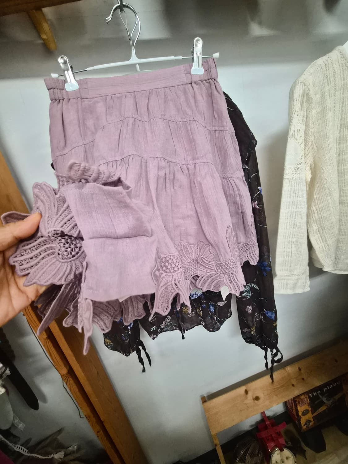 셔링 프릴 블라우스. snidel 레이스 린넨 치마반바지 상품이미지8