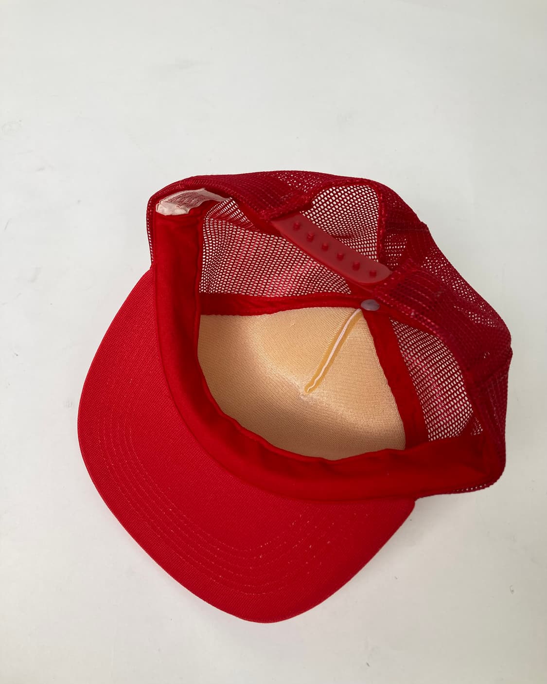 90s Trucker Hat (white/red) 상품이미지6