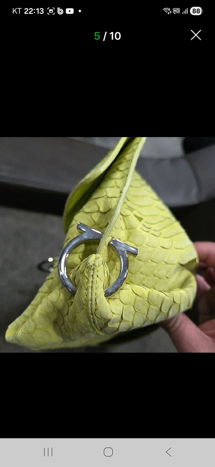 페라가모 파이톤 클러치 상품이미지5