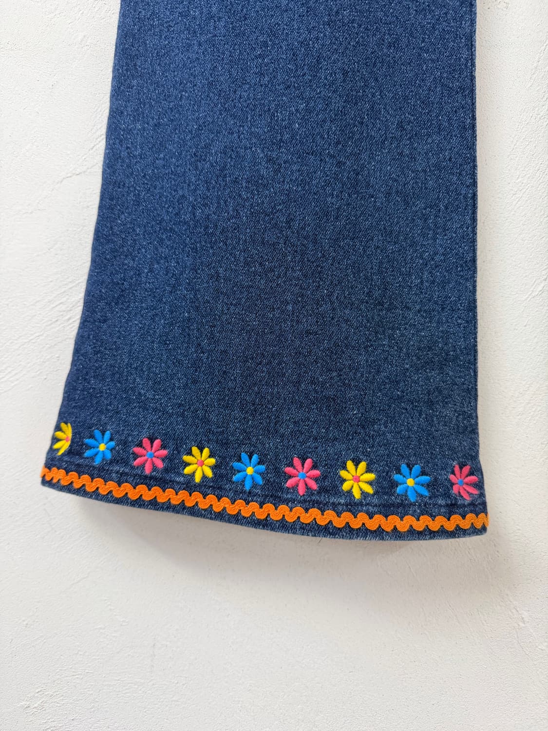 Sugarless Gal 플라워 자수 부츠컷 진 상품이미지3