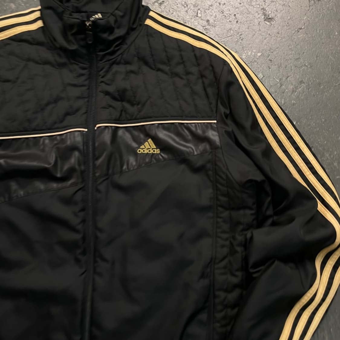 100 아디다스 누빔 바람막이 자켓 상품이미지2