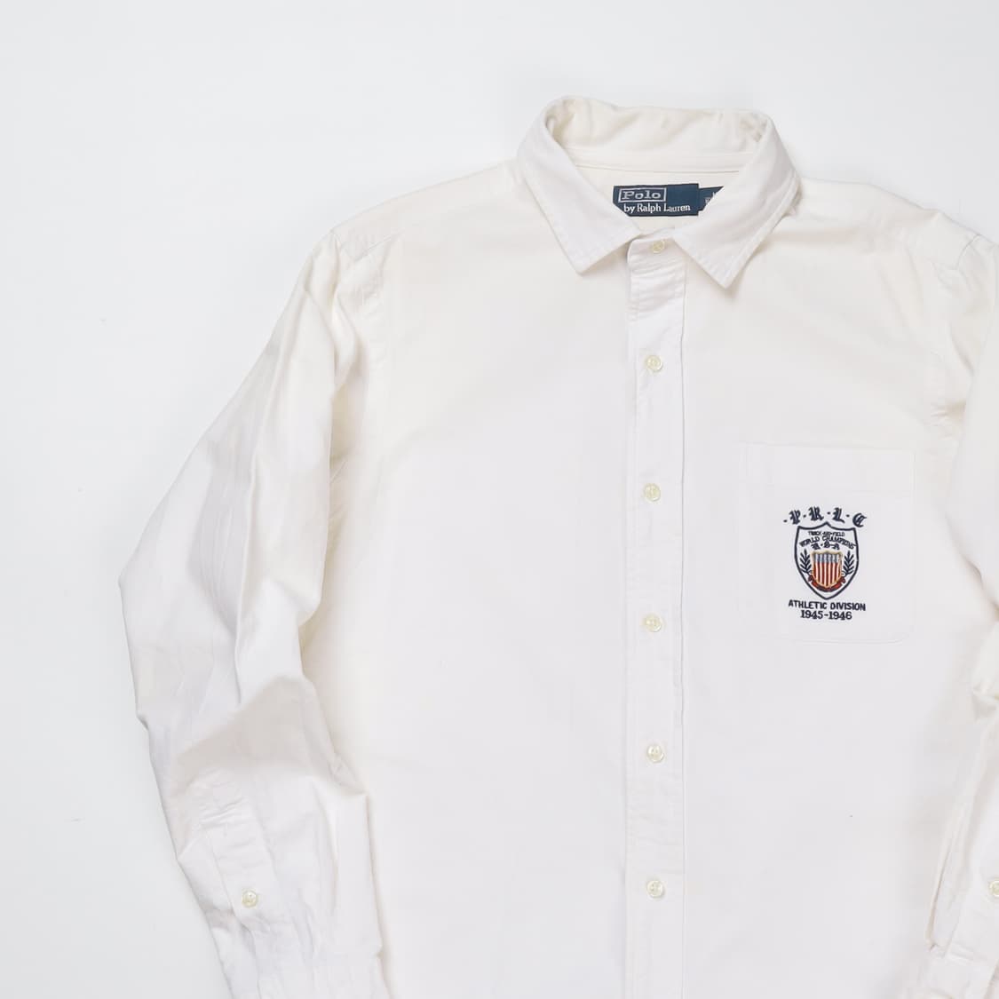 폴로 쉴드패치 로고 화이트 셔츠  상품이미지2