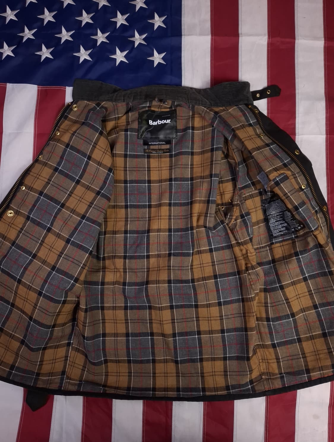 새제품급 오리지날 바버 인터네셔널 왁스자켓 상품이미지9