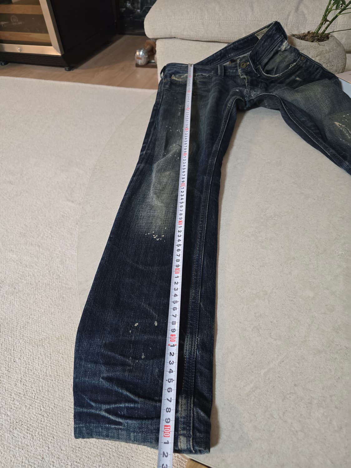 디젤 워싱 데님진 32사이즈입니다. 상품이미지10