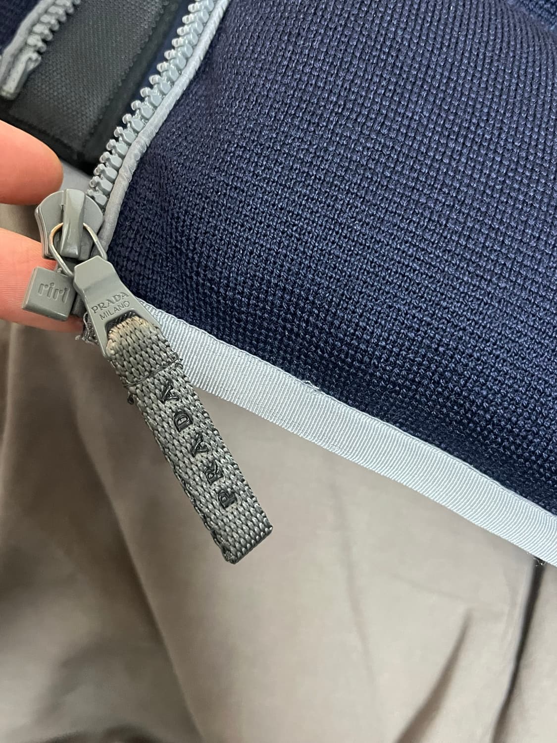 Prada 11fw wool down padding 48 상품이미지2