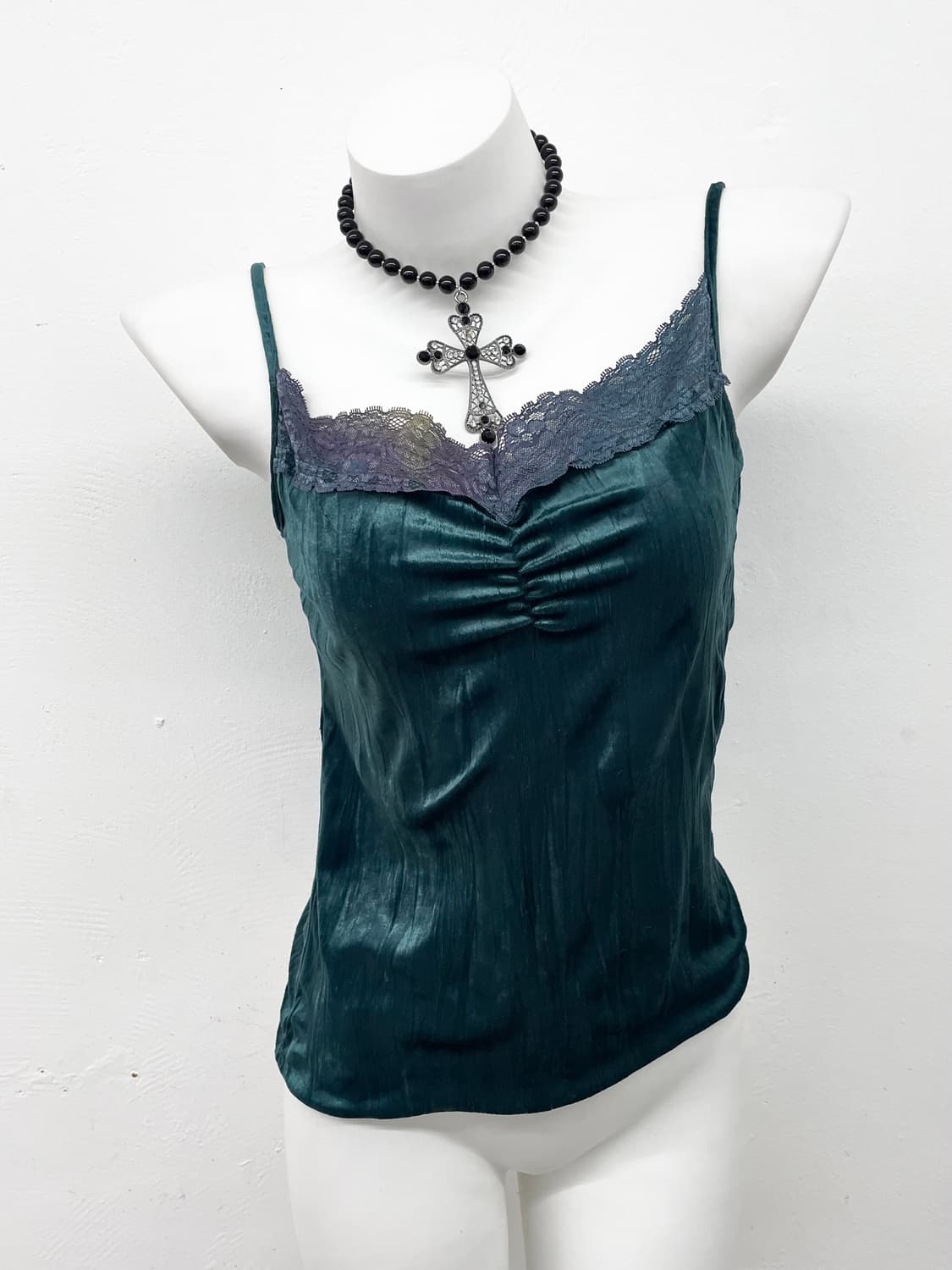 셔링 벨벳 레이스 슬리브리스 상품이미지1