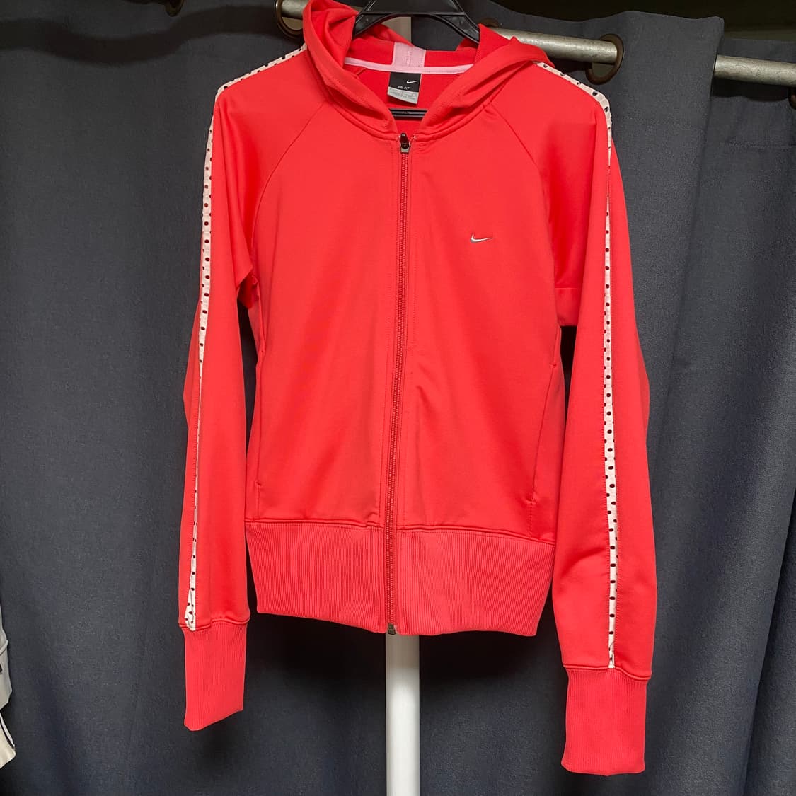 나이키 여성용 트레이닝 후드집업 L 상품이미지1