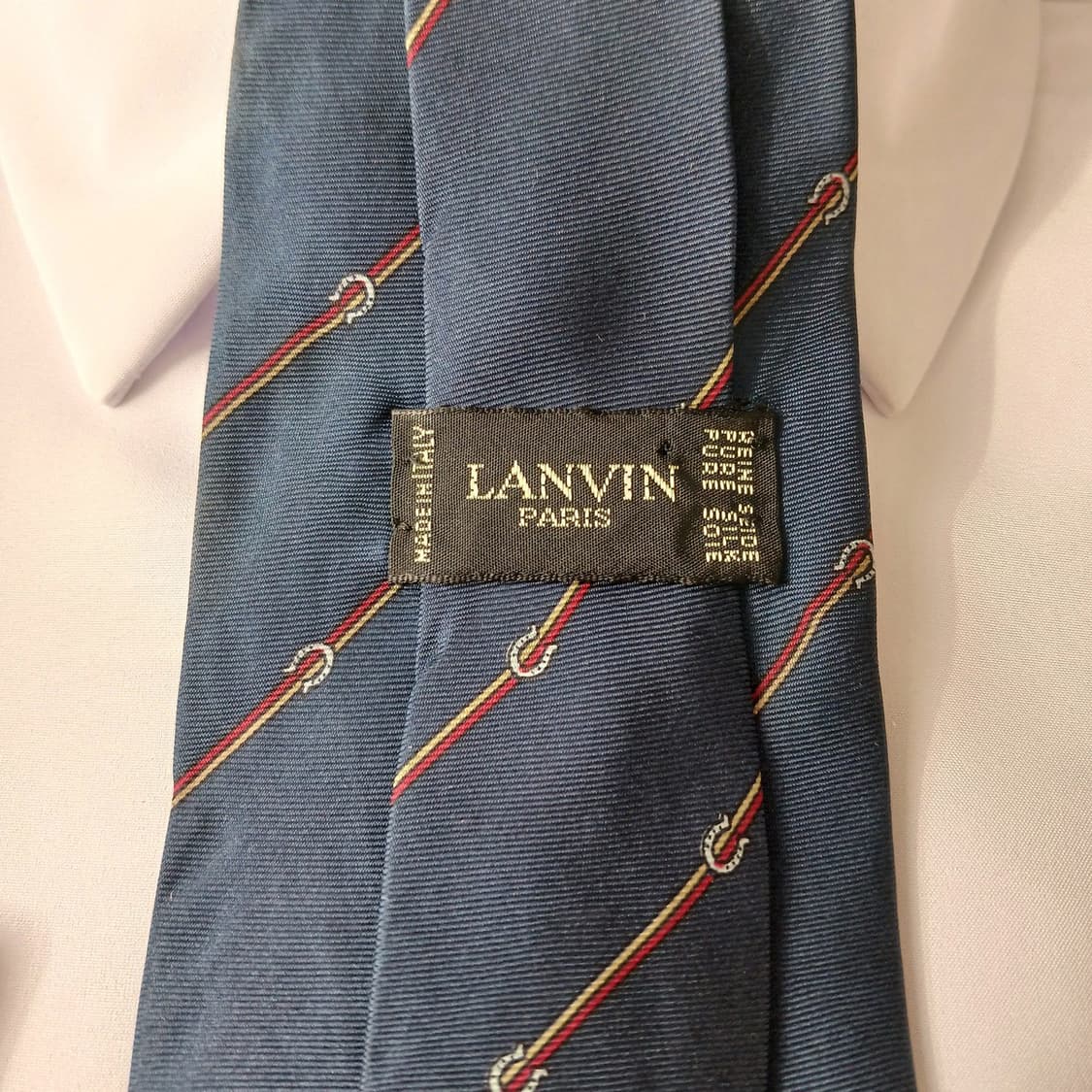 랑방 실크 네이비 스트라이프 넥타이 9cm B등급 A19240
 상품이미지6