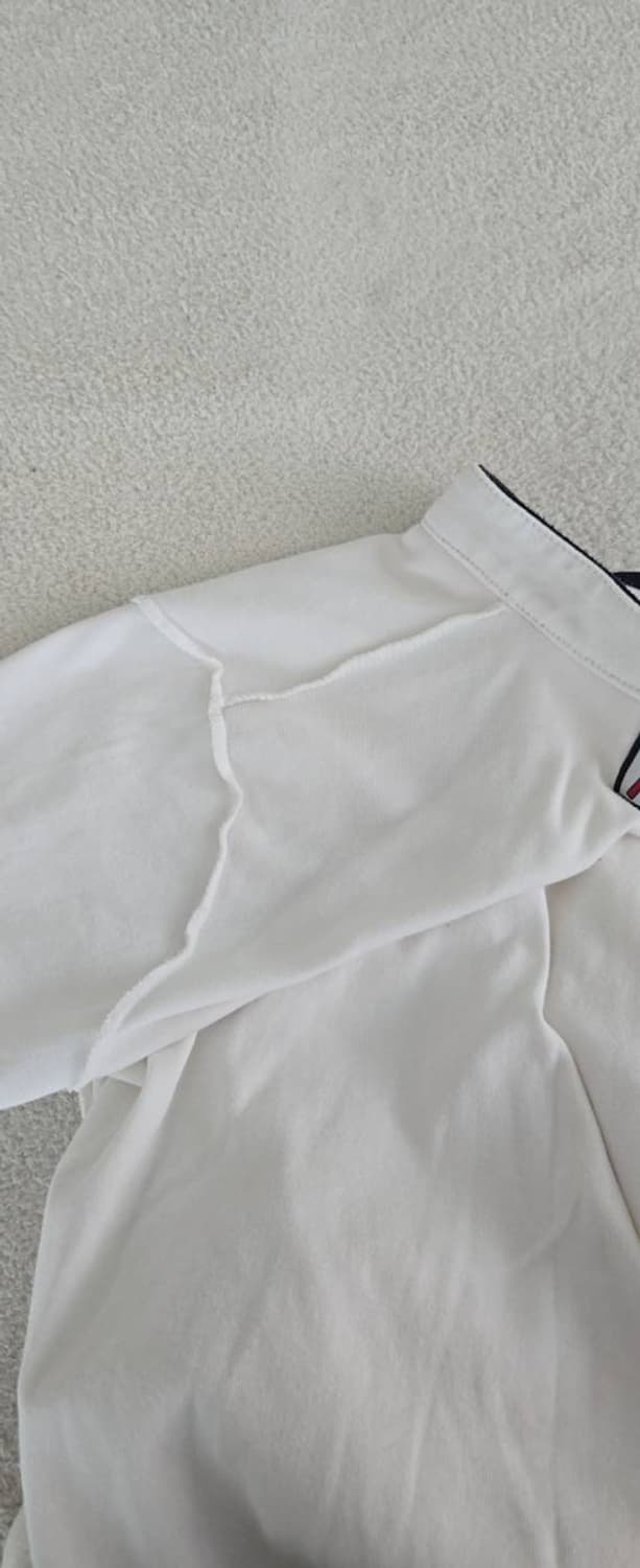 몽클레어 감마블루 헨리넥 반팔티 화이트 상품이미지9
