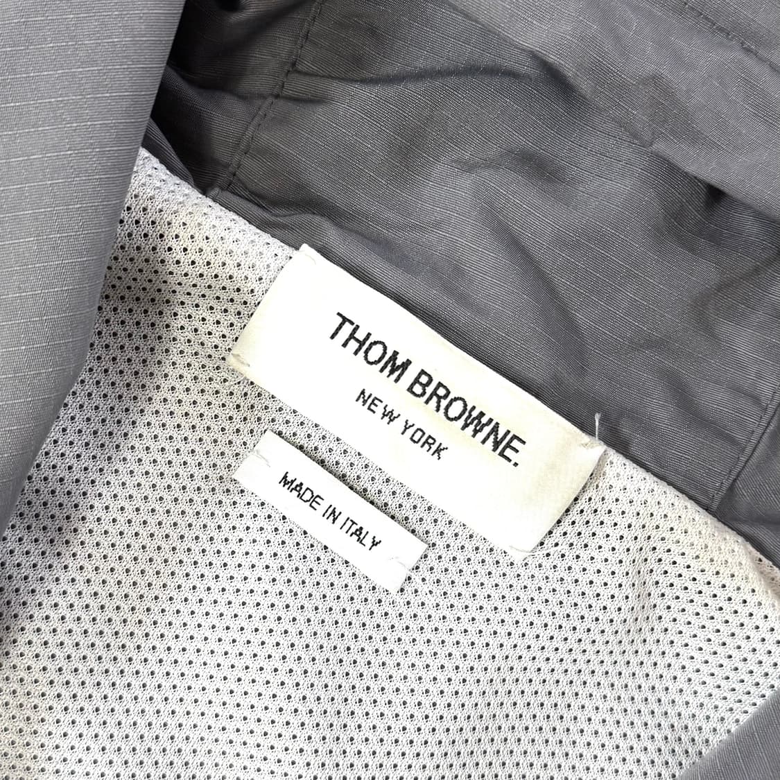 [5/당일출고]톰브라운 사선완장 립스탑 바람막이 상품이미지3