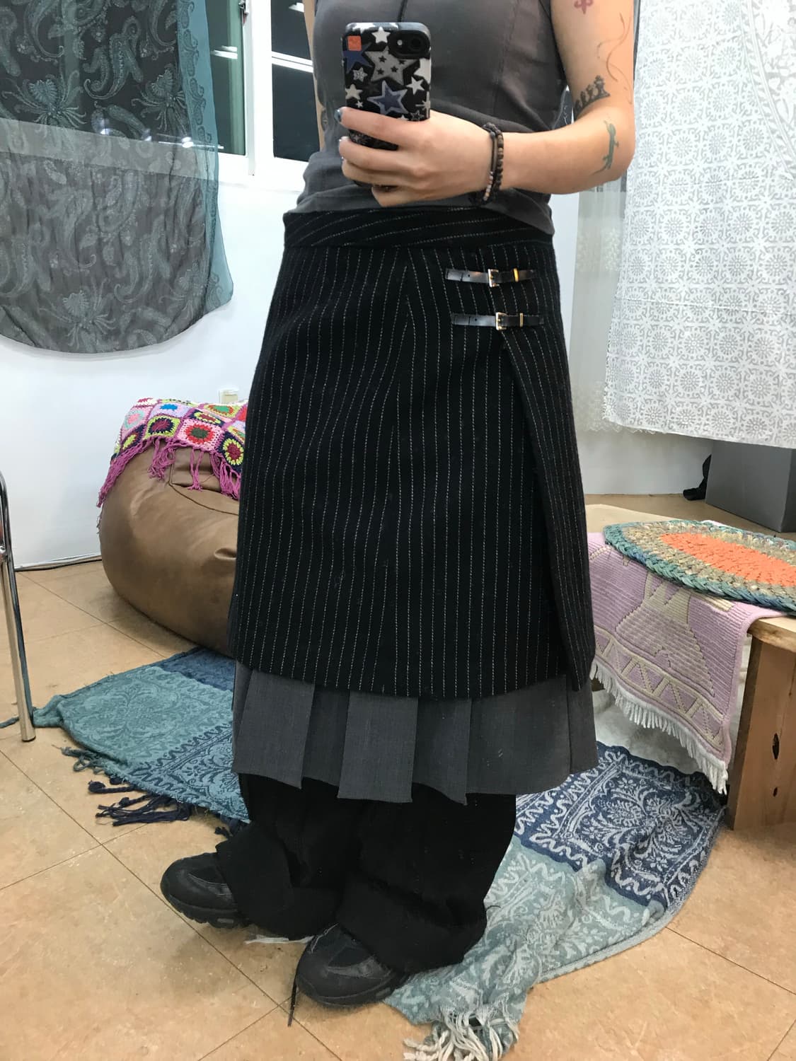 빈티지 여성 모직 스트라이프 버클 미디스커트 상품이미지1