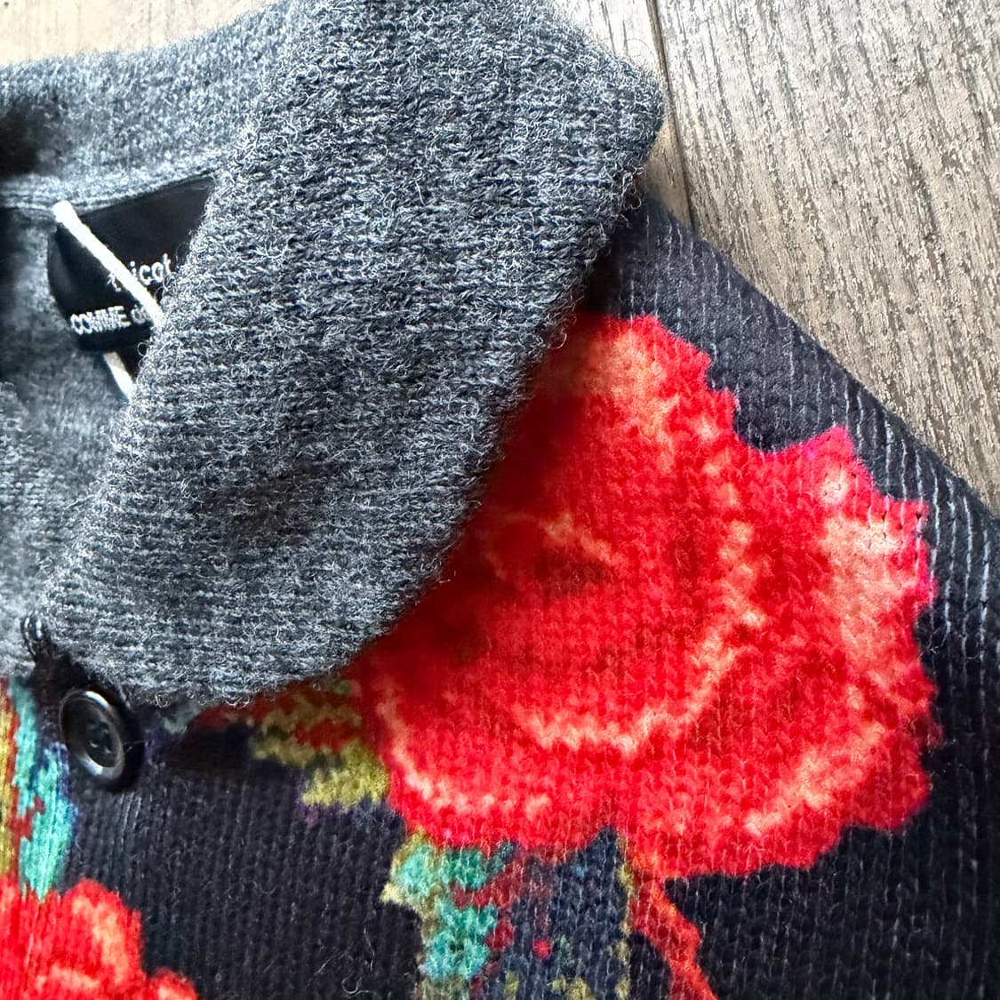 Rose Pattern Neck Transformed Cardigan 상품이미지4