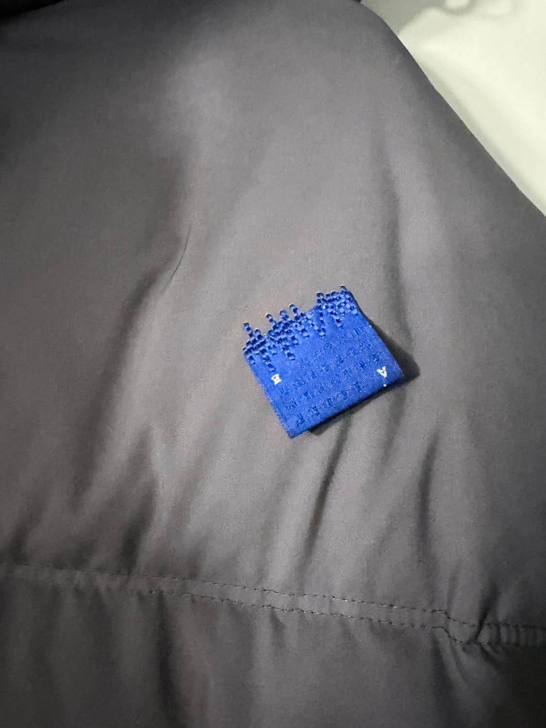 아더에러 자라 그라데이션 패딩 M 상품이미지5