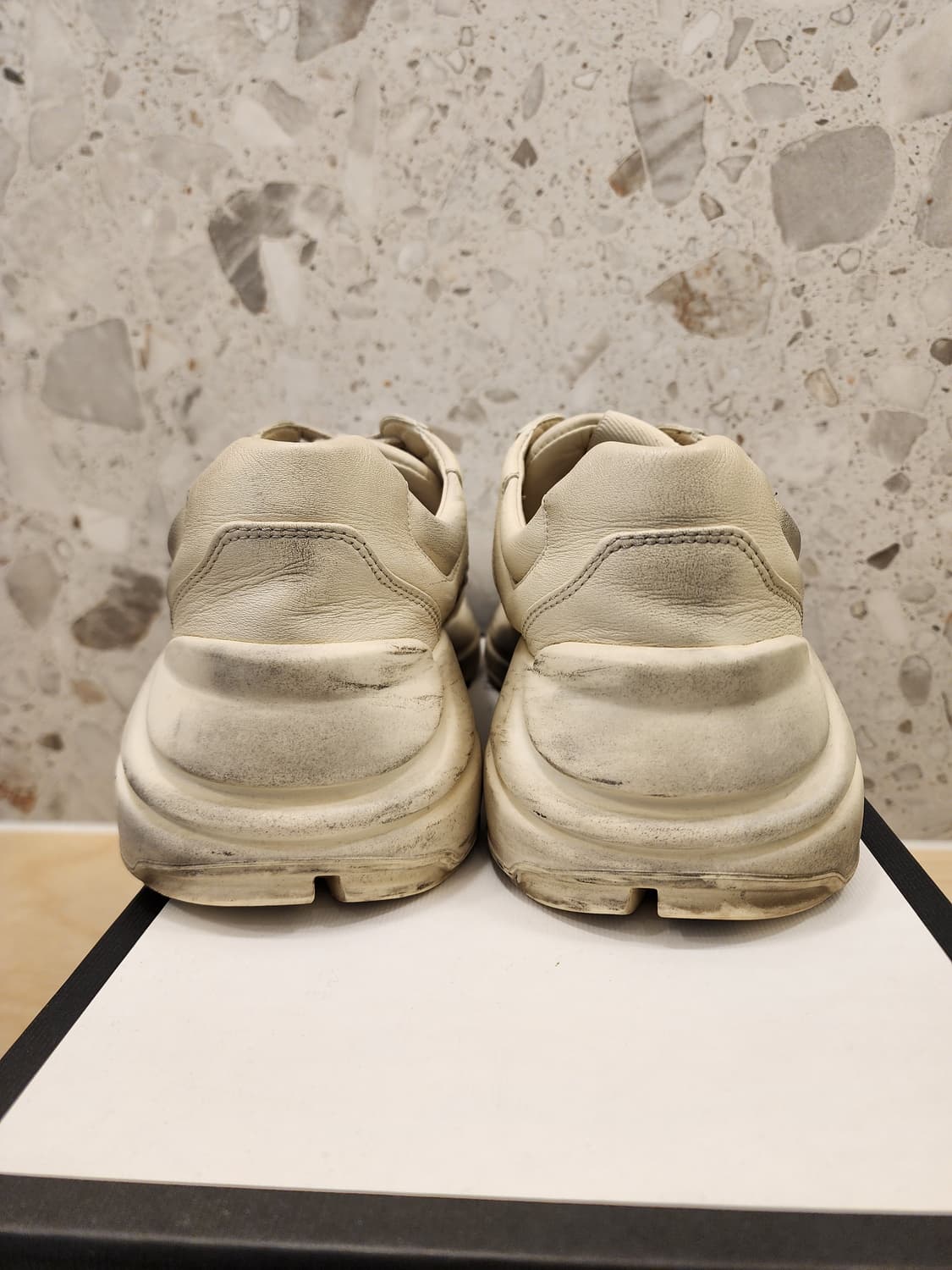 구찌 라이톤 더티 남성 스니커즈 41 552093 상품이미지3