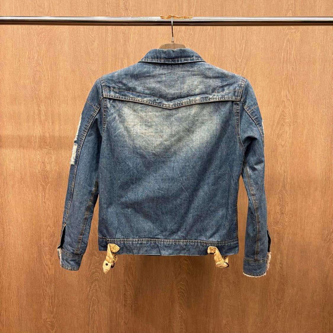 돌체앤가바나 데님 자켓 디스트로이드 집업 포켓 버클 디테일 블루 상품이미지3