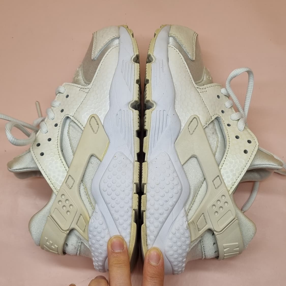 나이키 에어 허라치 운동화 실사이즈 225 상품이미지5