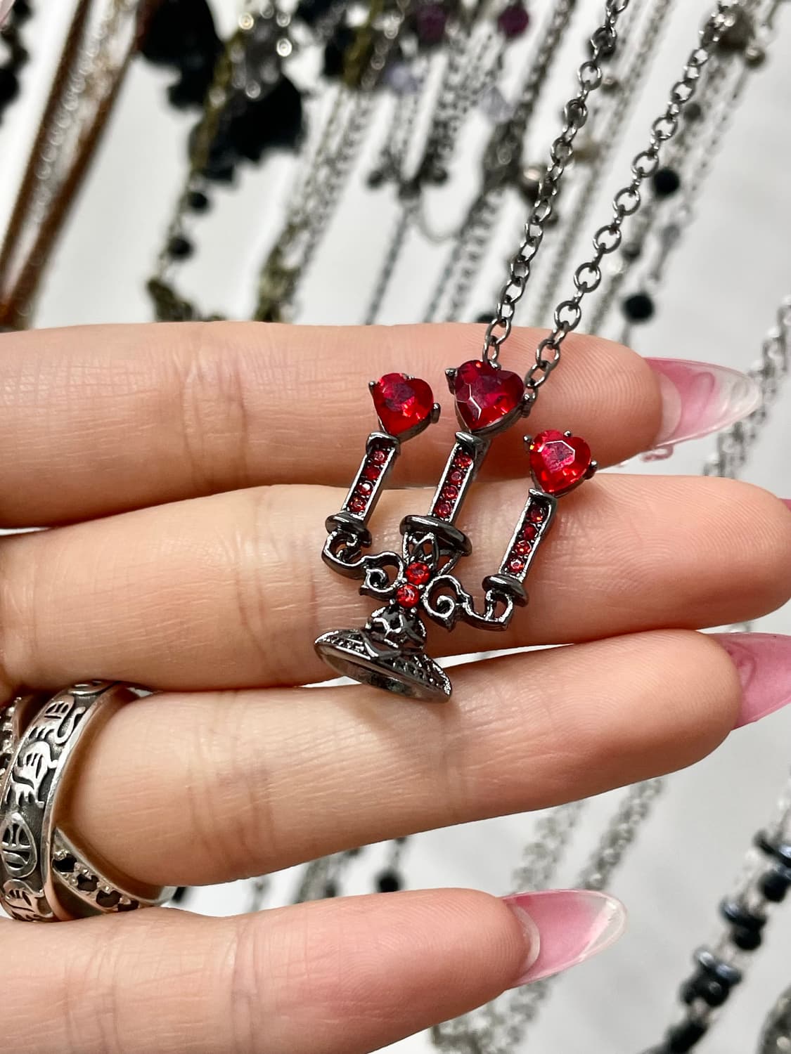 고딕 하트 레드 캔들 네크리스 상품이미지1