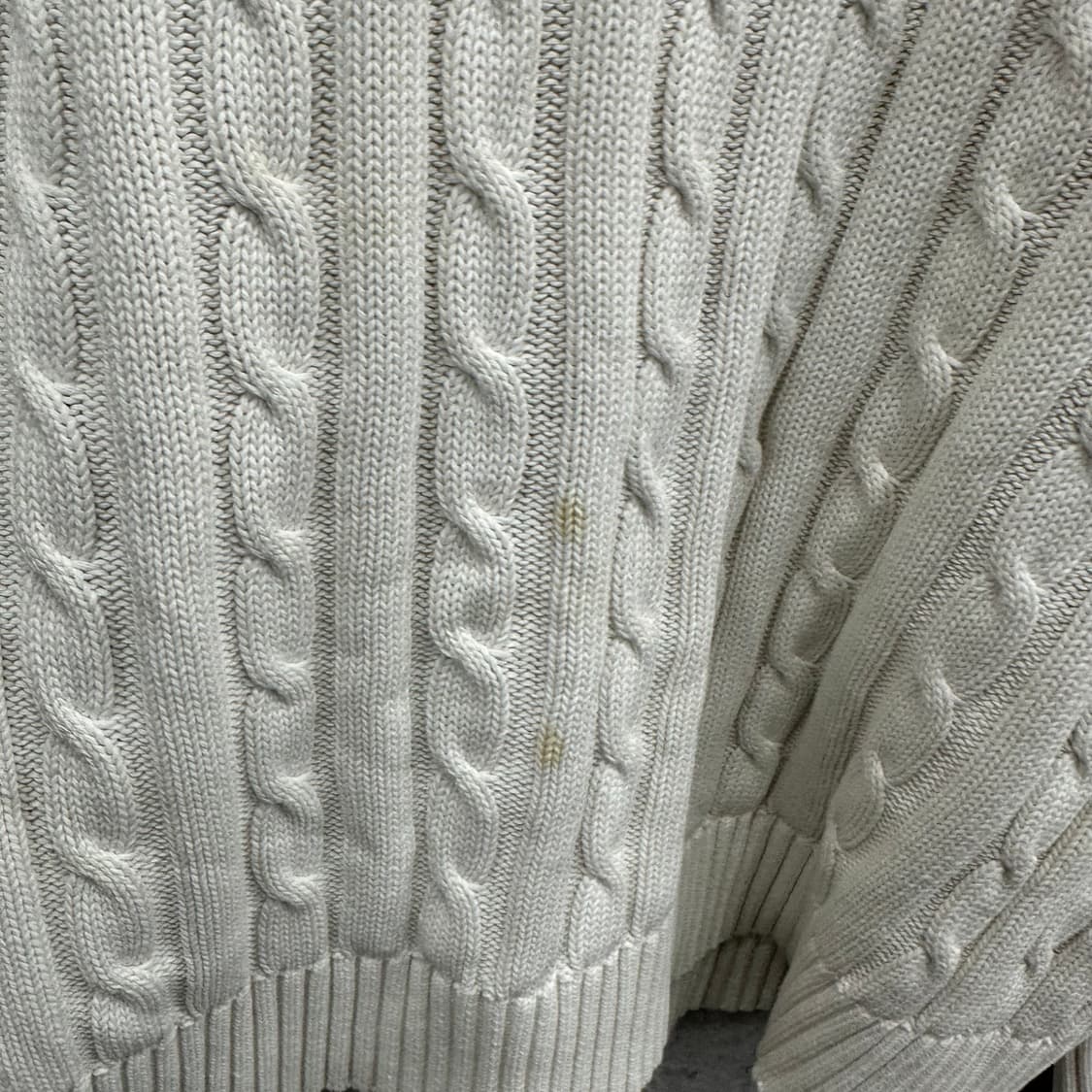 105 타미힐피거 남자 루즈핏 꽈배기 니트 상품이미지5