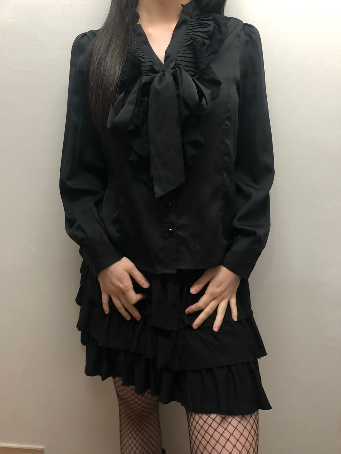 빈티지 블랙 프릴 블라우스 상품이미지2