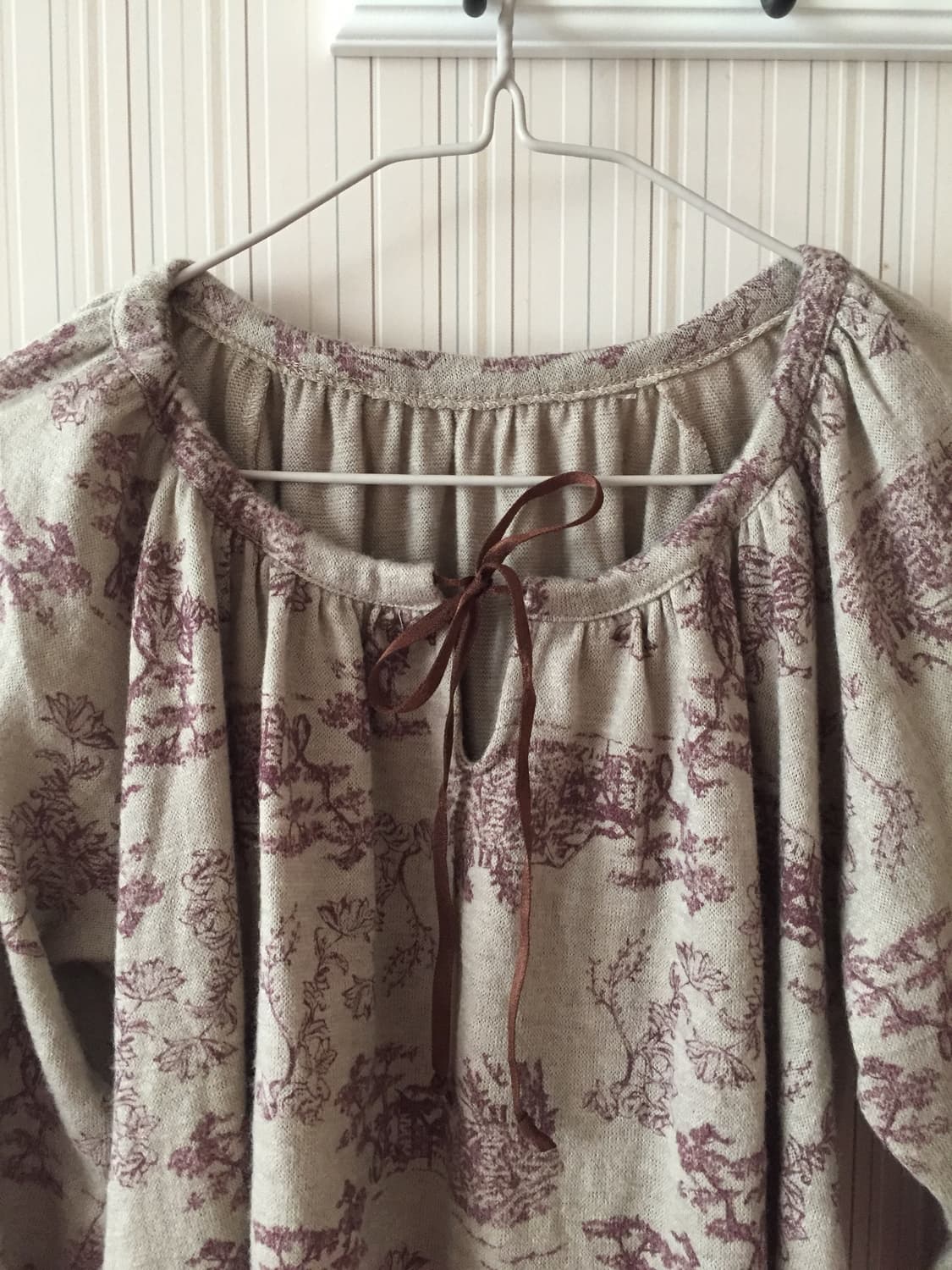 빈티지 패턴 플리츠 블라우스 상품이미지5