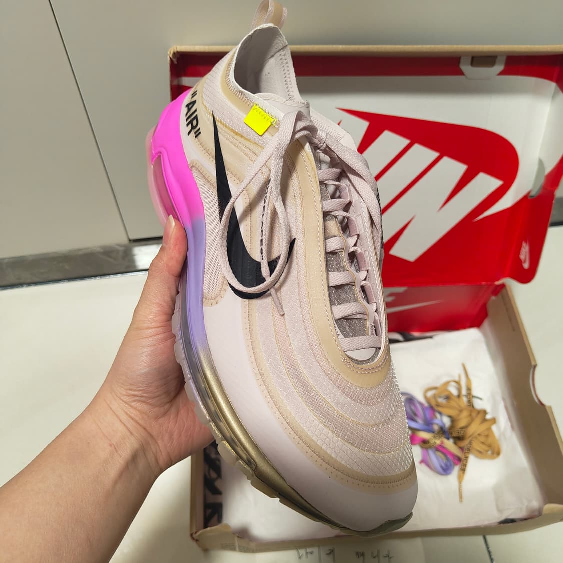 나이키 오프화이트 에어맥스 97 세레나윌리엄스 상품이미지2