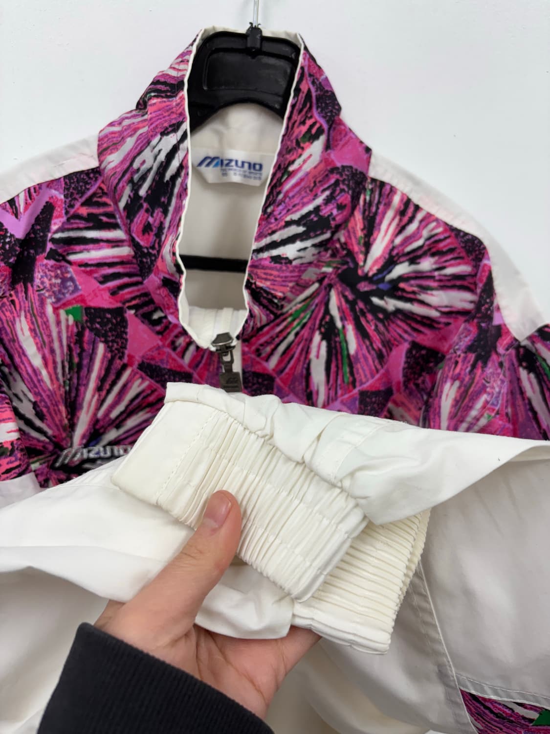 미즈노 올드스쿨 바람막이 자켓 상품이미지4