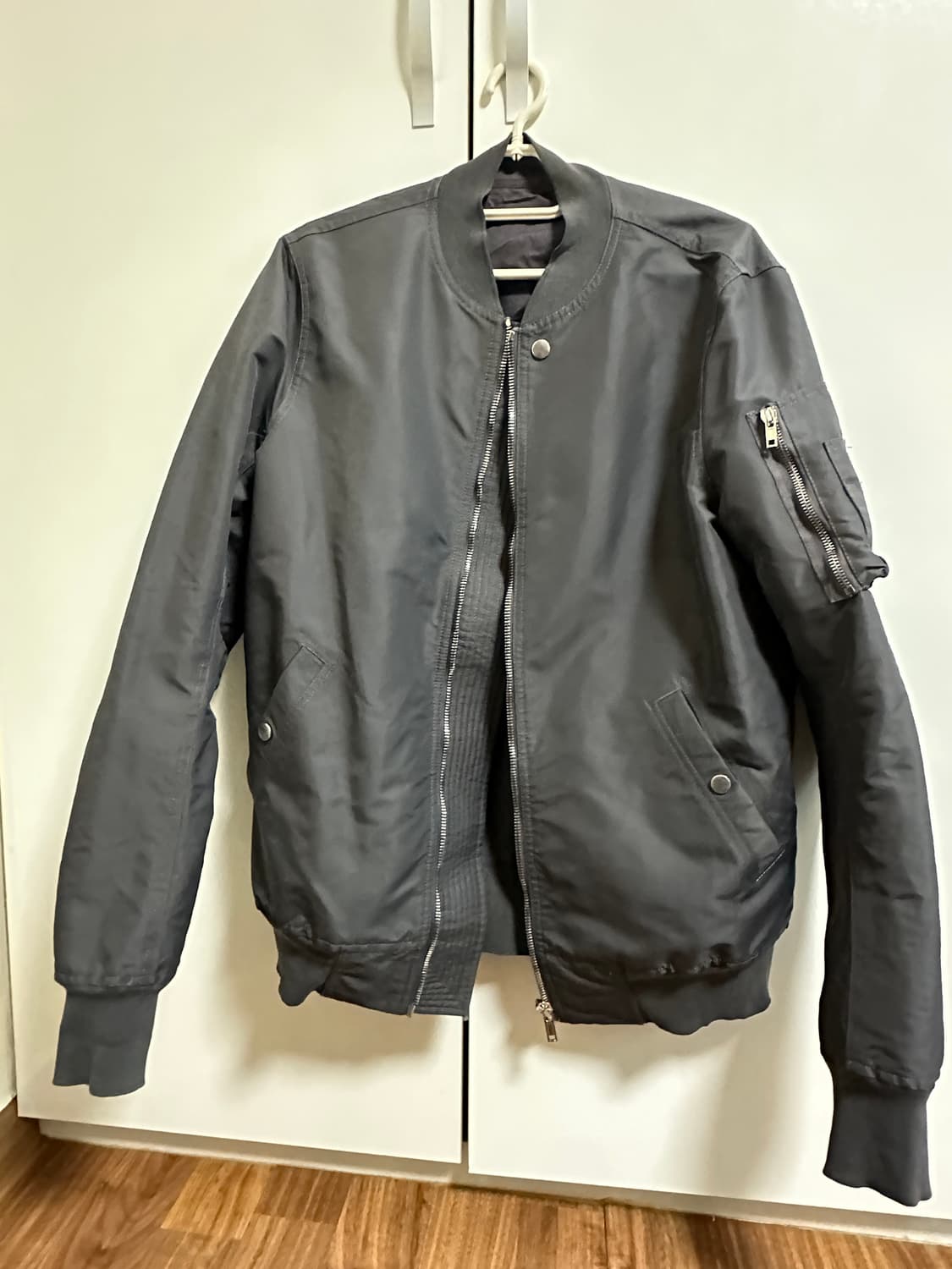 <급처>Rick Owens satin bomber jacket 상품이미지4