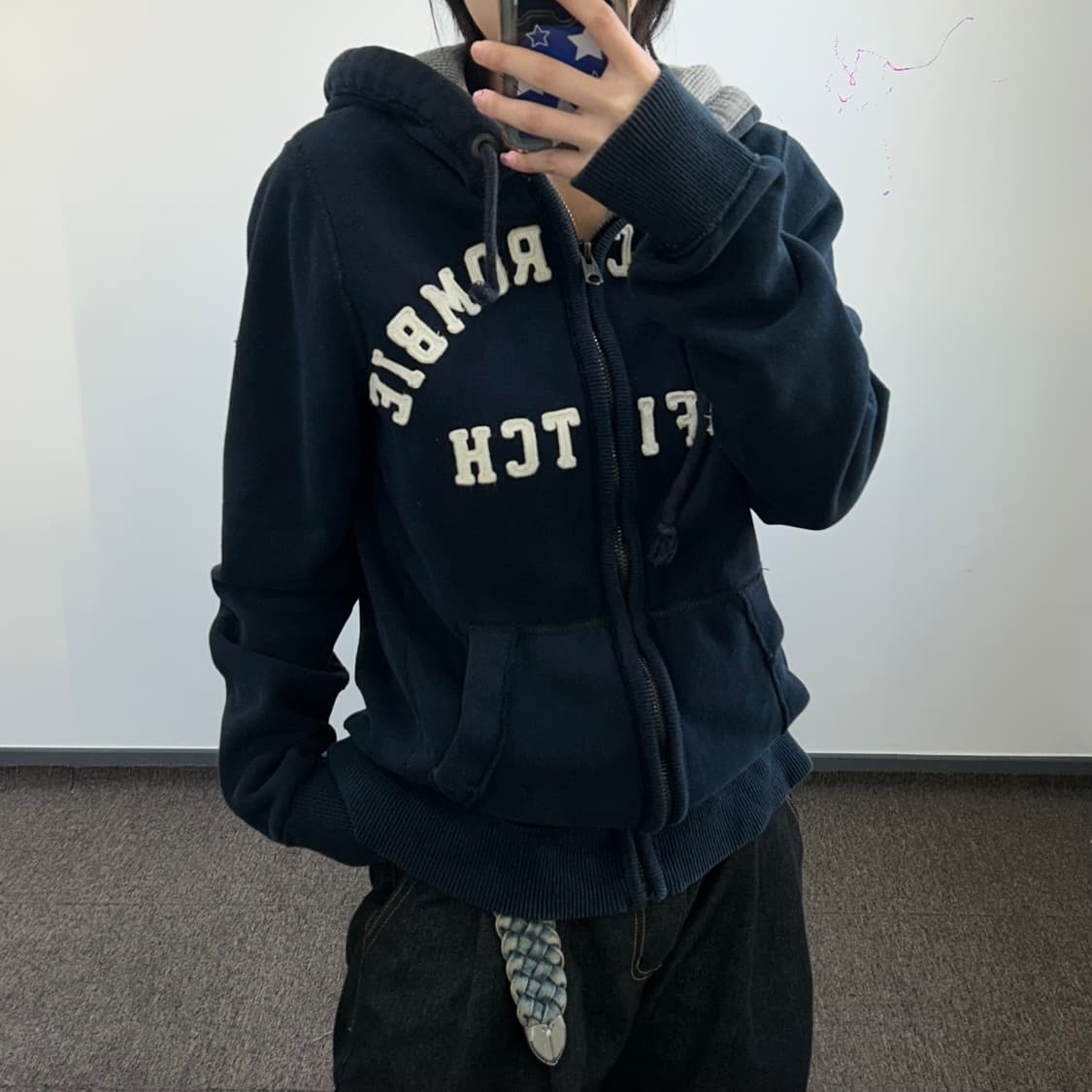 Abrcrombie 아베크롬비 스펠아웃로고 네이비 후드집업 상품이미지2