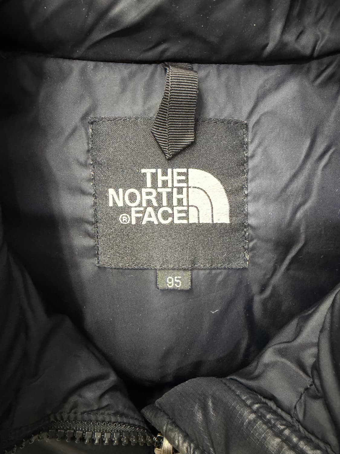 정품) 노스페이스 눕시 700필 블랙 패딩 조끼 95 상품이미지7