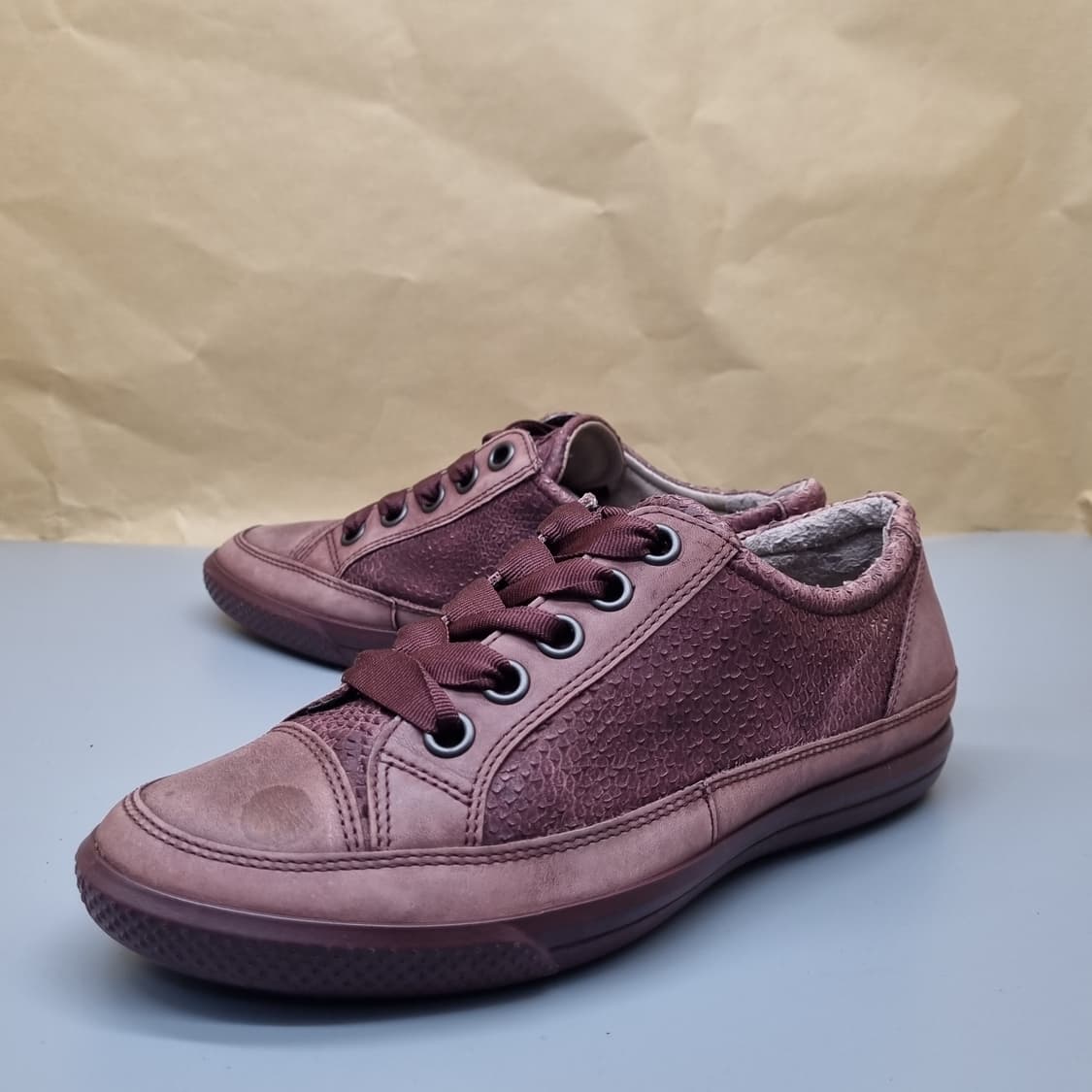 에코 여성스니커즈38 235 상품이미지1