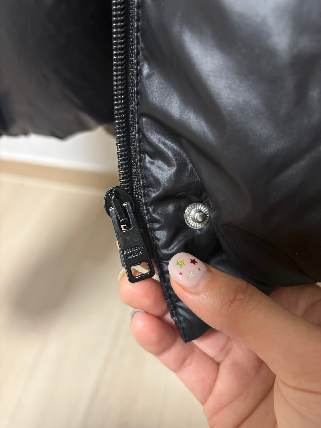 36size 프라다 리나일론 크롭 컨버터블 다운 재킷 패딩 상품이미지3