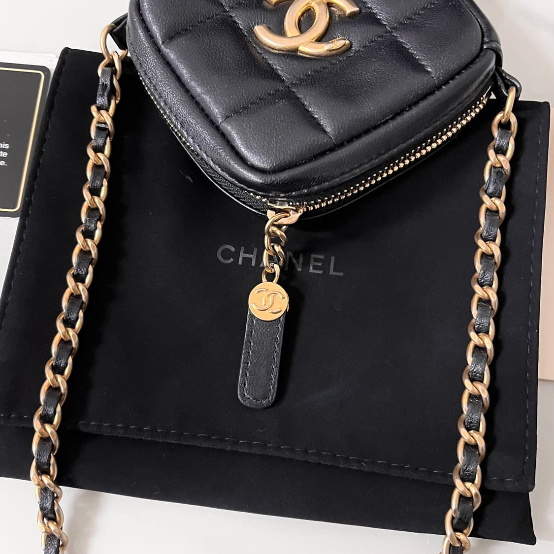 [S급/정품] 샤넬 다이아몬드 체인 미니 블랙 크로스백 가방 AP1926 상품이미지7