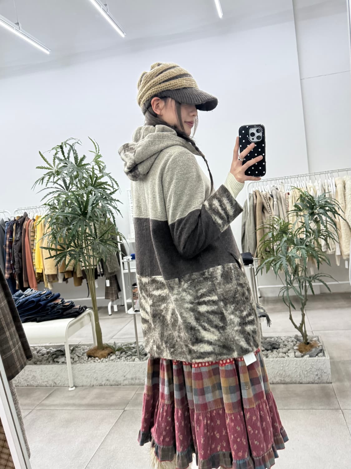 JPN chamois v 모헤어 브라운 배색 후드 하프코트 숏코트 상품이미지3