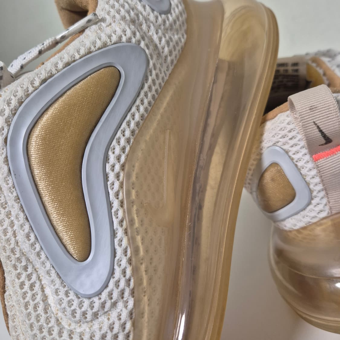 260사이즈)나이키 에어맥스720 상품이미지7