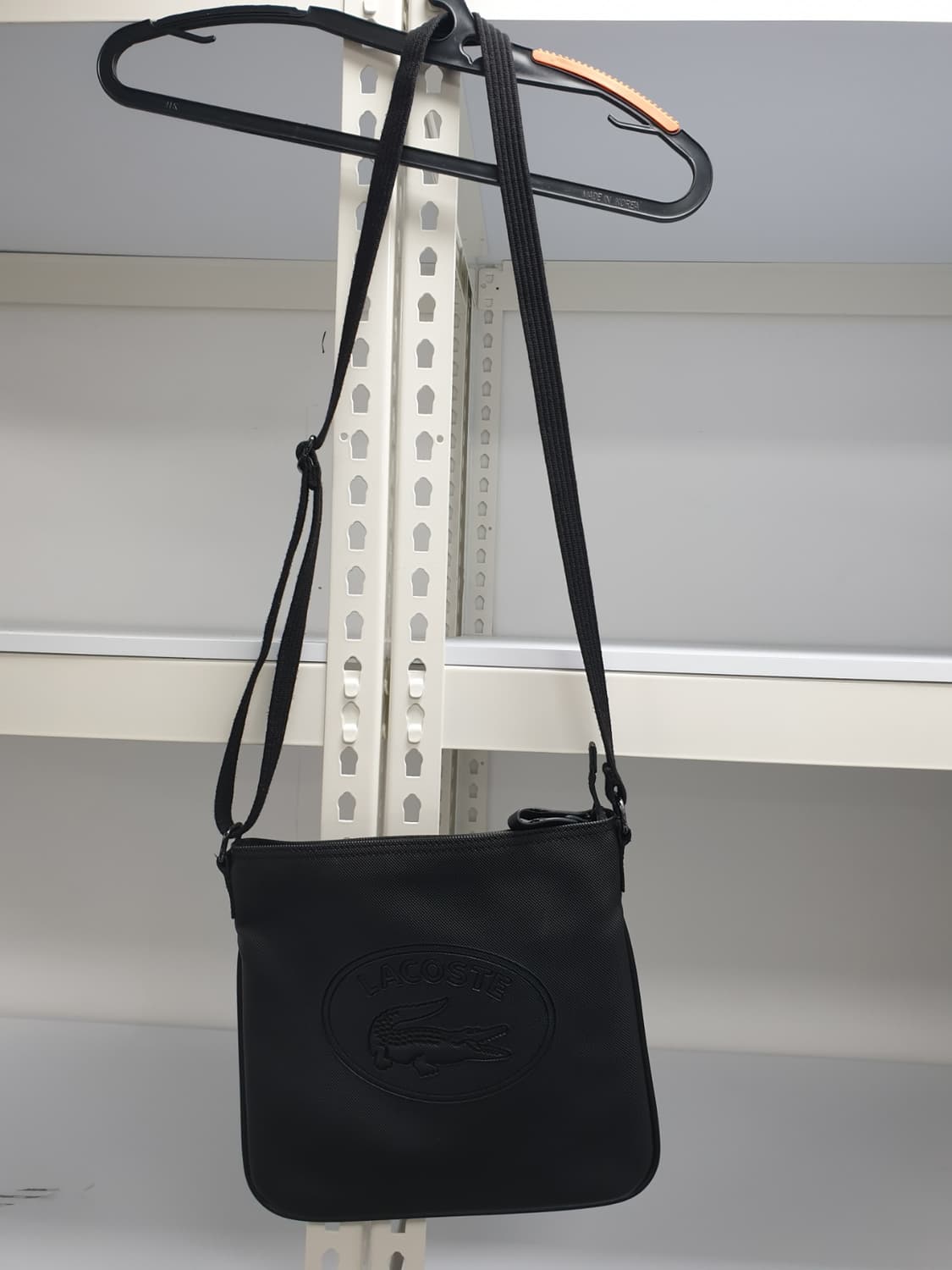 라코스테 정품 미니크로스백 팝니다 상품이미지1
