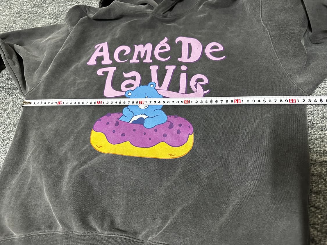 아크메드라비 케어베어 콜라보 후드티 블랙 상품이미지9