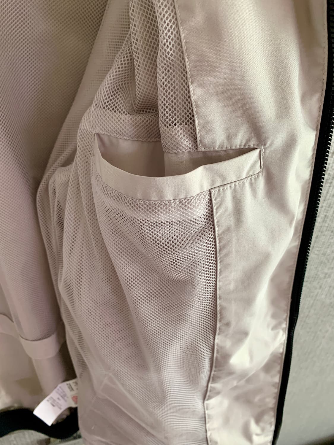 [새상품] 헤지스 HAZZYS 캐주얼 아이보리 바람막이 점퍼 방풍 집업 상품이미지7