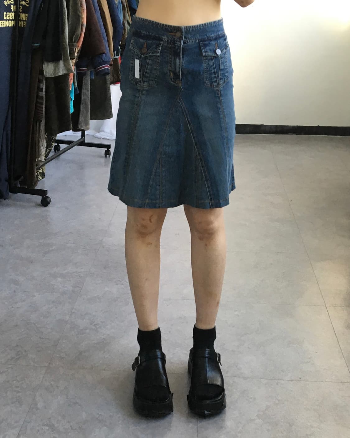 Pocket point denim midi skirt 상품이미지5