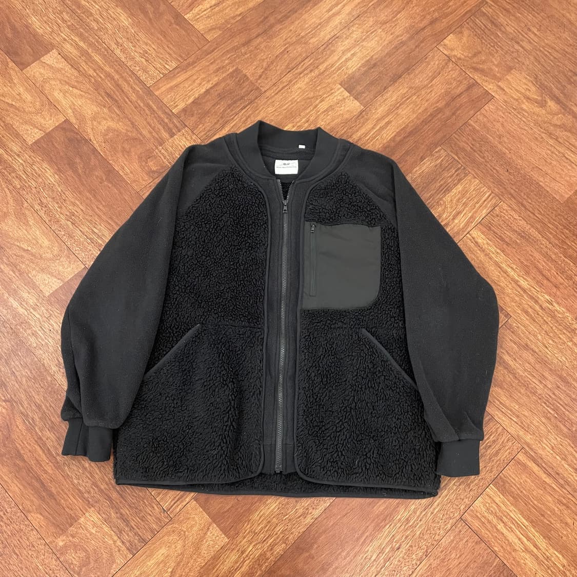 유니클로 X 화이트마운티니어링 플리스 자켓 상품이미지1