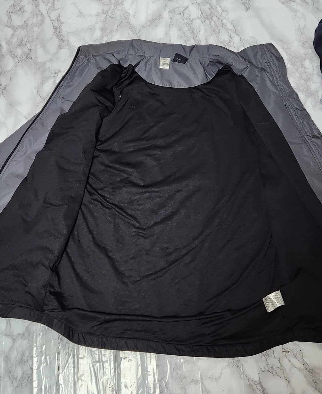 나이키 차콜 사이드라인 바람막이 자켓 상품이미지4