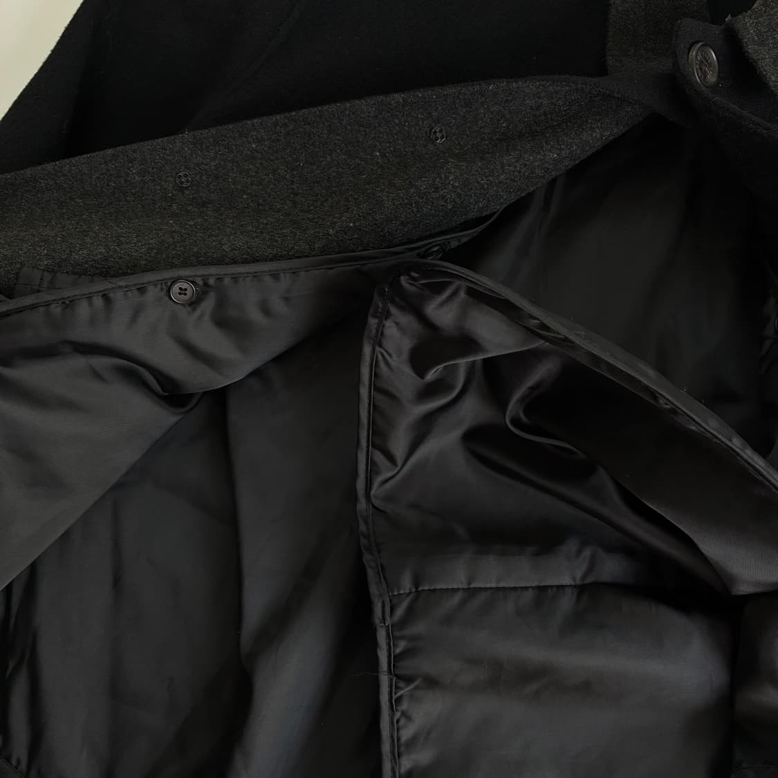YvesSaintLaurent  입생로랑 시그니처 자수 울 하프코트 (내 상품이미지4