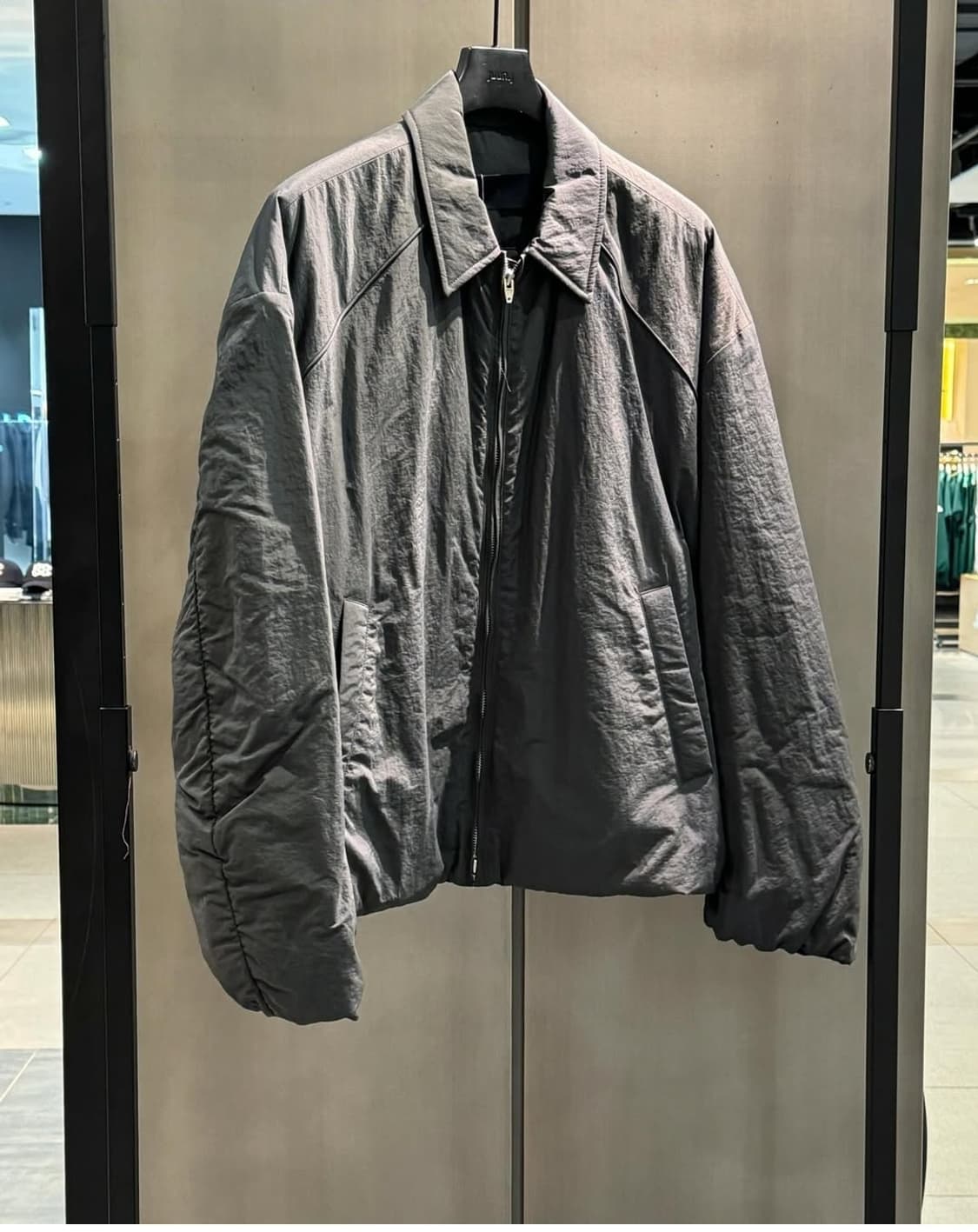 준지 24FW 애쉬 나일론 패딩 점퍼 상품이미지2