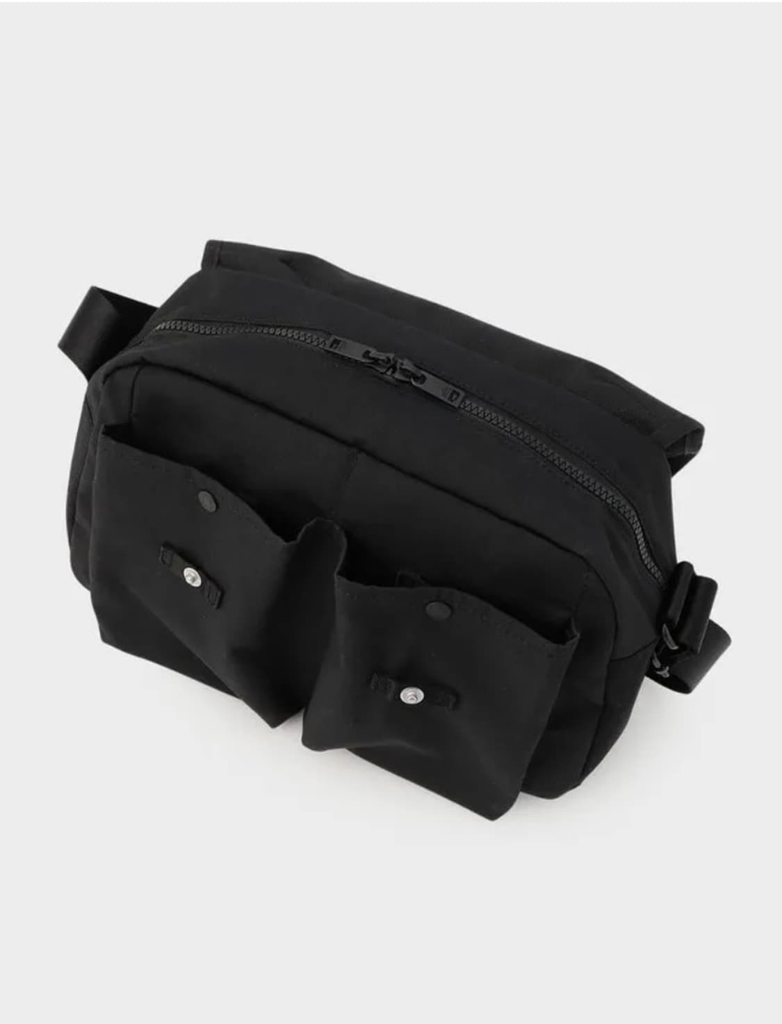 (새상품) 단톤 캔버스 크로스백 블랙 상품이미지5