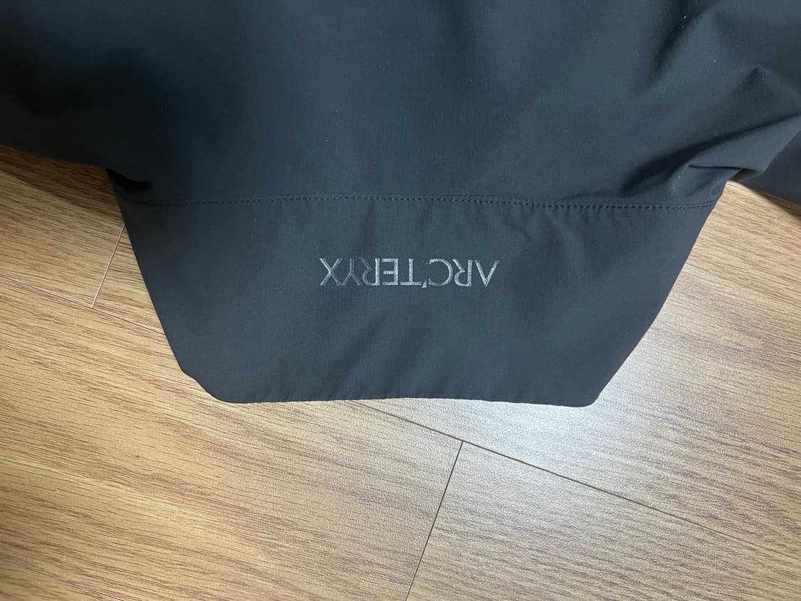 아크테릭스 감마 라이트웨이트 자켓 블랙 M 상품이미지3