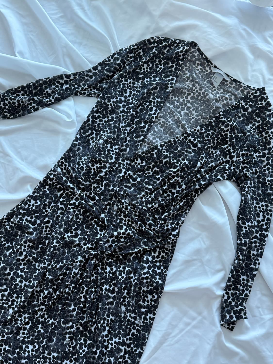 H&M 에이치엔엠 프린트 랩 원피스 상품이미지1